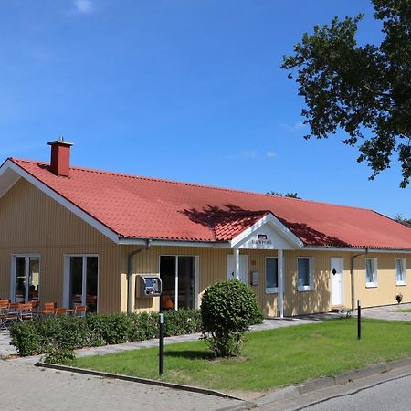 Ellen Hotel Харисле Екстериор снимка